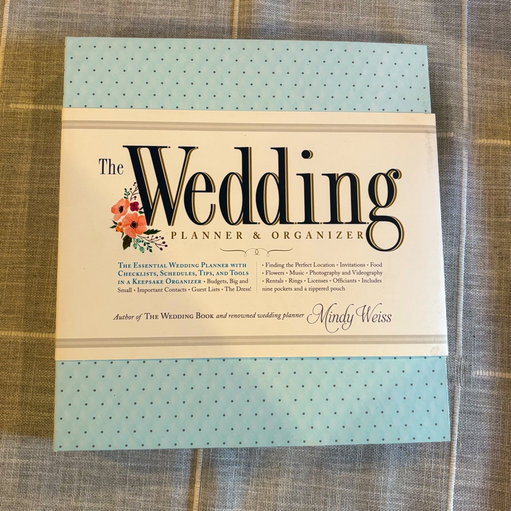 The Wedding Planning & Organizer Book